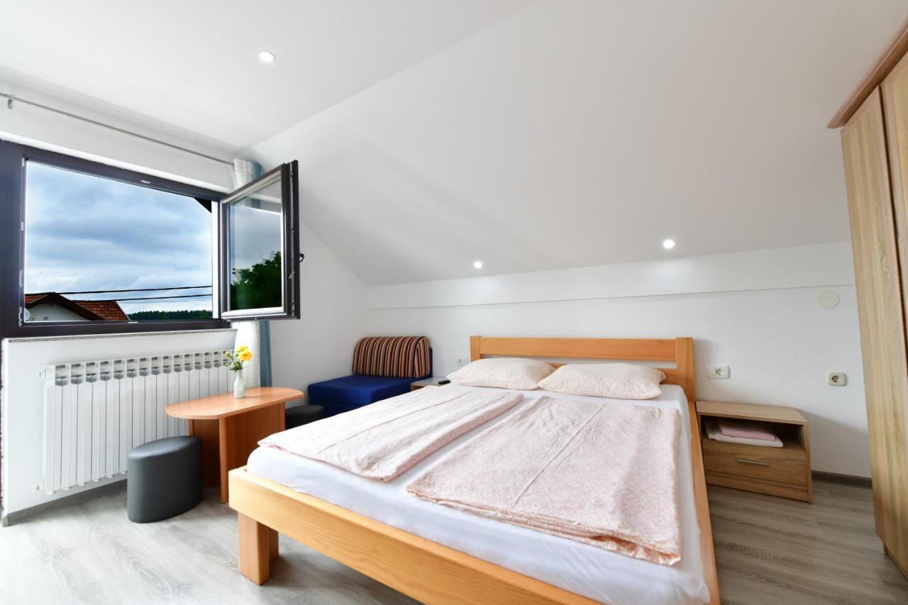 House Marinic Hotel กราโบวาซ ภายนอก รูปภาพ