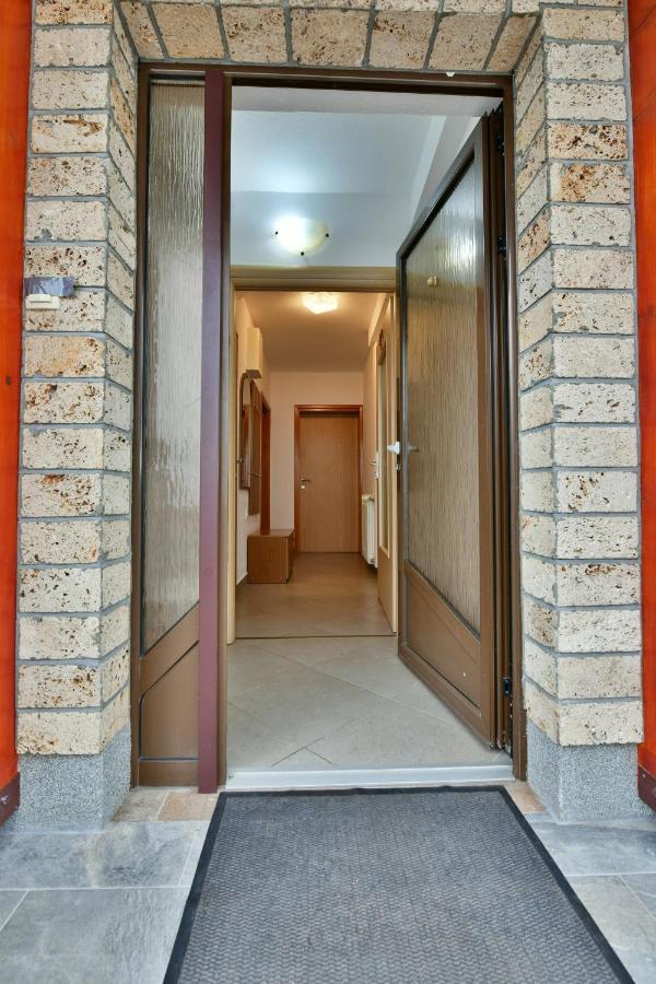House Marinic Hotel กราโบวาซ ภายนอก รูปภาพ